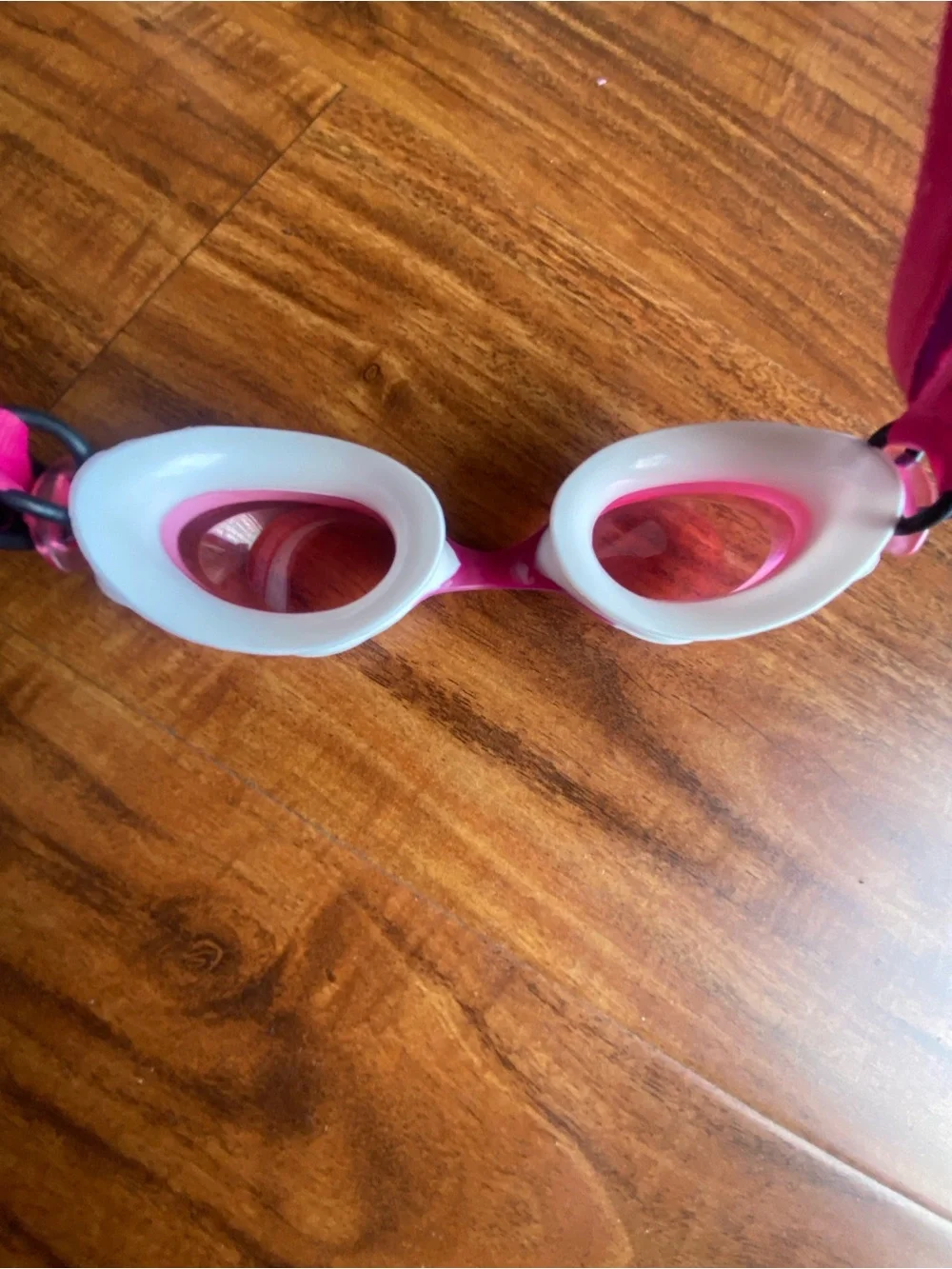 Frogglez Girls Pink Anti-Fog Swimming Goggles Age 3-10 No Pain Strap Pool